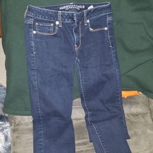 American eagle Jean's size 2 super stretchy